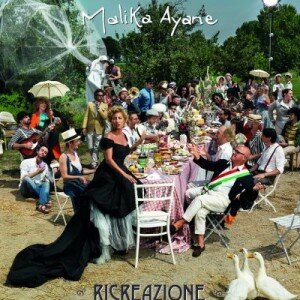 MALIKA AYANE Ricreazione