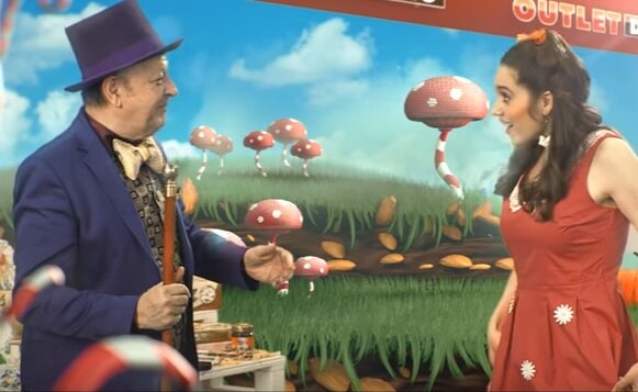 Canzone pubblicità Outlet Dolciario: colonna sonora dello spot con Boldi pubblicità outlet dolciario