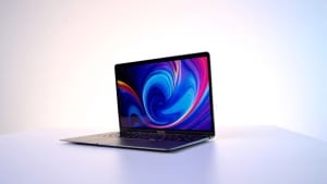 Pazzesco! MacBook Air M4 2025 è in offerta su Amazon a 899 euro