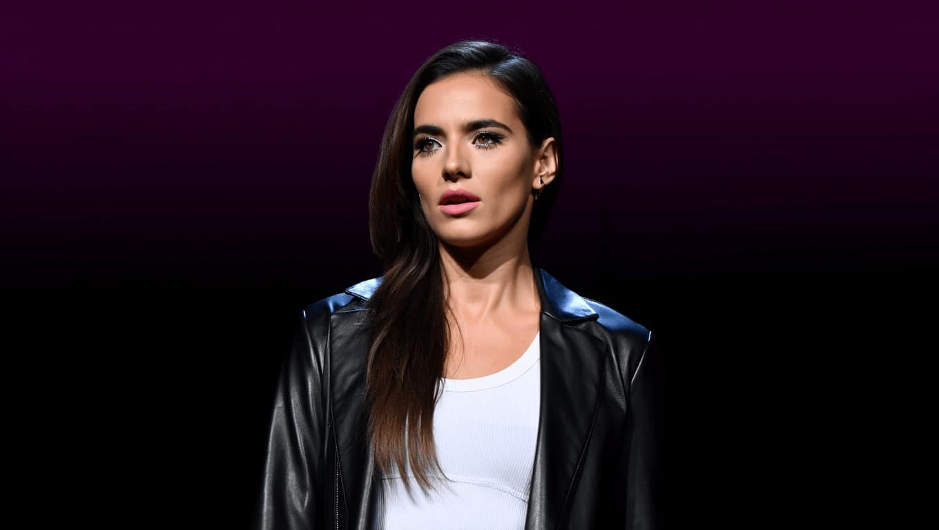 Elettra Lamborghini torna alle origini con il brano “Miaw Wau”