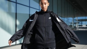 La Milano Jacket di Nike non è solo una giacca