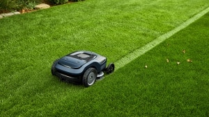 Offerta a tempo: Goat O600, il robot tagliaerba di ECOVACS, a prezzo mai visto