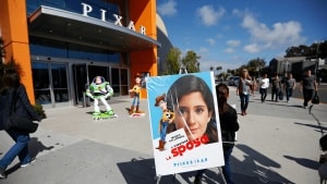 Jumpers primo in Italia e USA, sollievo per Pixar, debutto flop de La Sposa!