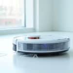 Offerta di Primavera: ECOVACS WINBOT MINI, il robot lavavetri che pulisce i vetri al posto tuo (e ora costa meno)