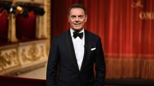 È ufficiale, Stefano De Martino conduttore e direttore artistico di Sanremo 2027