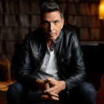 Simone Tomassini, fuori il nuovo singolo “L’amore è un’altra cosa”. In arrivo “I dettagli”, progetto con album e disco