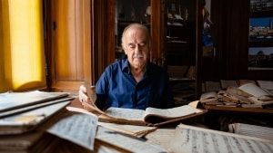 Vincenzo D’Agostino, il paroliere che ha reso Napoli universale senza mai tradirla