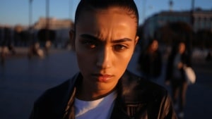 L’infiltrata, l’unico modo per salvarci dalla violenza politica in futuro è conoscere quella del passato