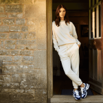 Le nuove Cecilie Bahnsen x ASICS fatte per stare (anche) in casa