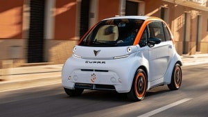 Ecco Cupra Raval, la "piccola" ma sportiva. È lunga 4 m, autonomia fino a 450 km