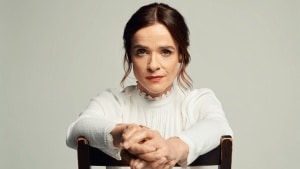 Nicola Coughlan, star di Bridgerton: "Non fate commenti sul mio fisico, non mi interessa la body positivity"