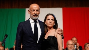 Vasco Rossi difende Laura Pausini sull’Inno di Mameli: “L’ha fatto benissimo, andate a farvi fottere”
