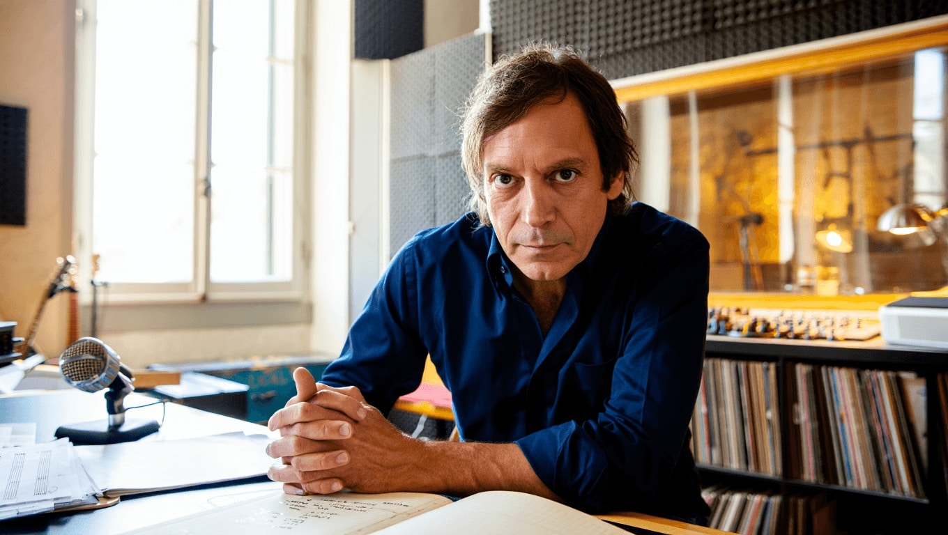 Cesare Cremonini rompe il mito sofferenza = artista: “È un alibi per fancazzisti”