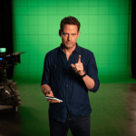 L'ultima missione, Christopher Miller chiarisce: "Niente schermo verde non vuol dire niente VFX"