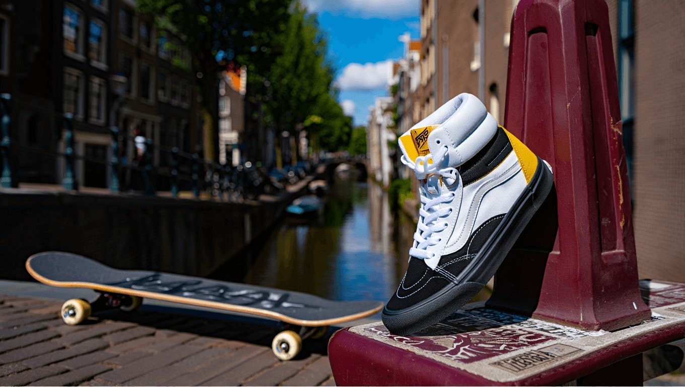 Vans ha dedicato una sneaker ad Amsterdam