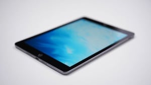 Apple iPad Air 13’’ con chip M3 in offerta su Amazon: potenza e display maxi al miglior prezzo