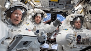 La NASA ha ordinato al suo equipaggio a bordo della ISS di prepararsi ad una possibile evacuazione