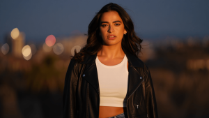 Antonia accende l’estate con il nuovo singolo, “Obbligo o verità”: pop R&B e immaginario anni 2000