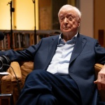 Cultura         
      Oltre a quella di Nolan, quest’anno uscirà anche un’altra Odissea: un audiolibro lungo 13 ore narrato dalla voce di Michael Caine clonata con l’AI      
        L'ha fatto l'azienda AI ElevenLabs e sì, Michael Caine ha dato il consenso a clonare la sua voce e no, l'audiolibro non c'entra niente con il film.