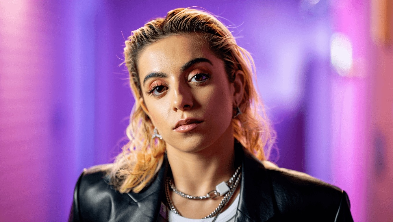 È molto difficile essere Charli XCX, ma è ancora più difficile smettere di essere Charli XCX