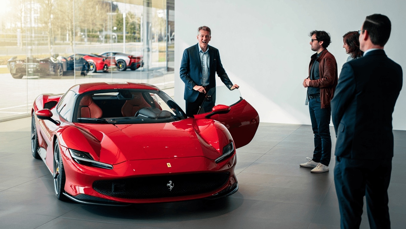 Ferrari Luce, già superati gli obiettivi di vendita dell'intero 2026