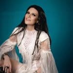 Laura Pausini alla finale dei Mondiali 2026: ha cantato Desire con Robbie Williams e Nicole Scherzinger (Video)