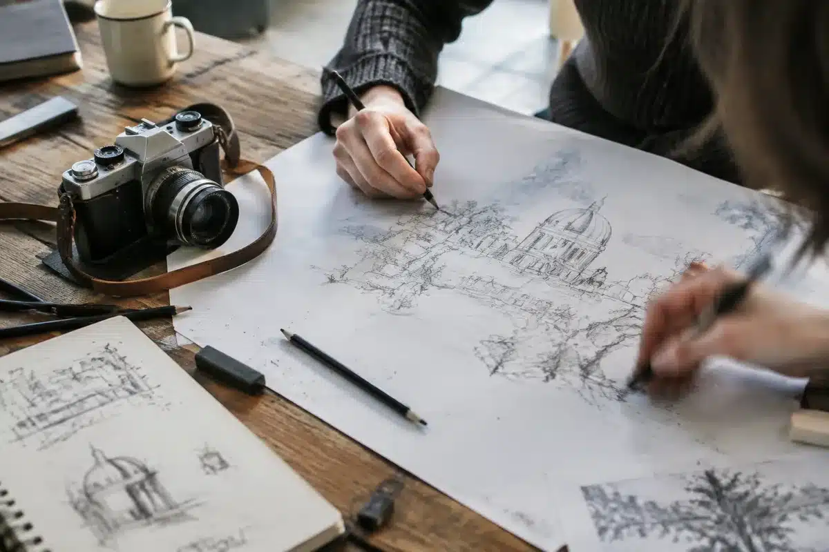 Prada Holiday 2026: campagna trasformata in un mondo disegnato a mano